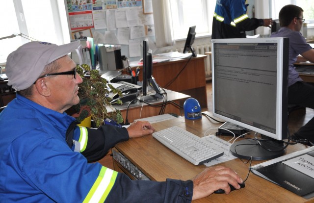 elektromonteri_na_uchebe.jpg