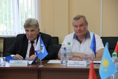 932_zasedanie_rabochsey_gruppi.jpg