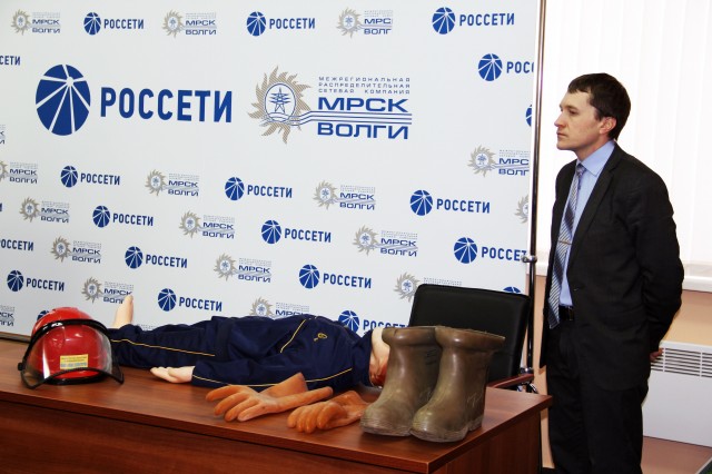 pe_eks.jpg